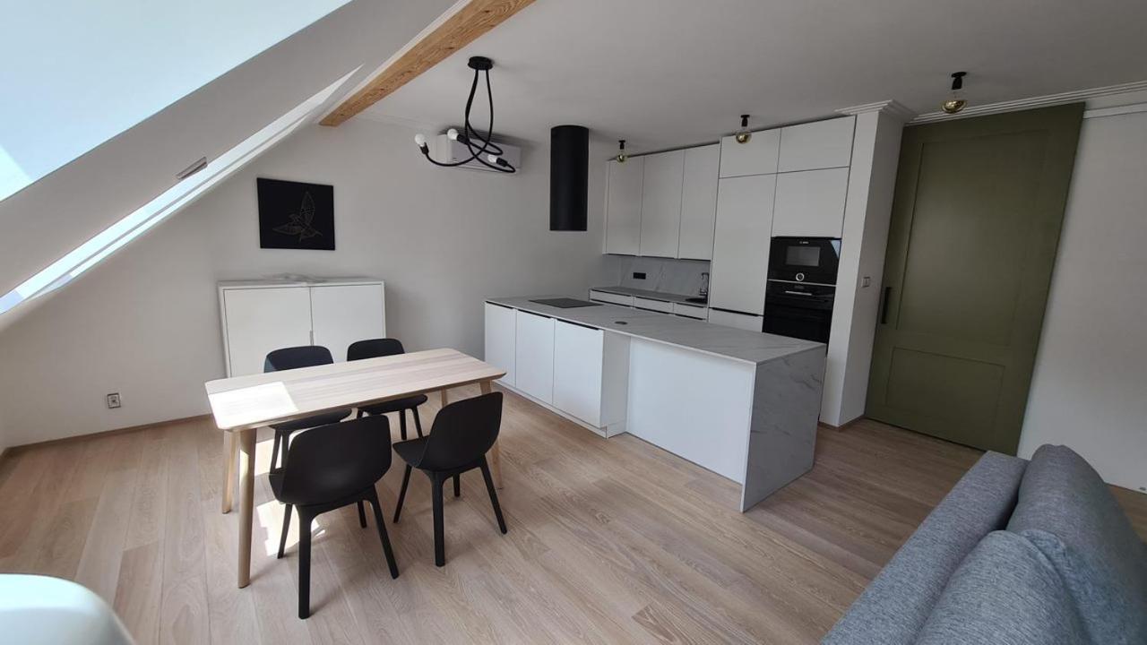 The Gusto Apartman Хомутов Экстерьер фото