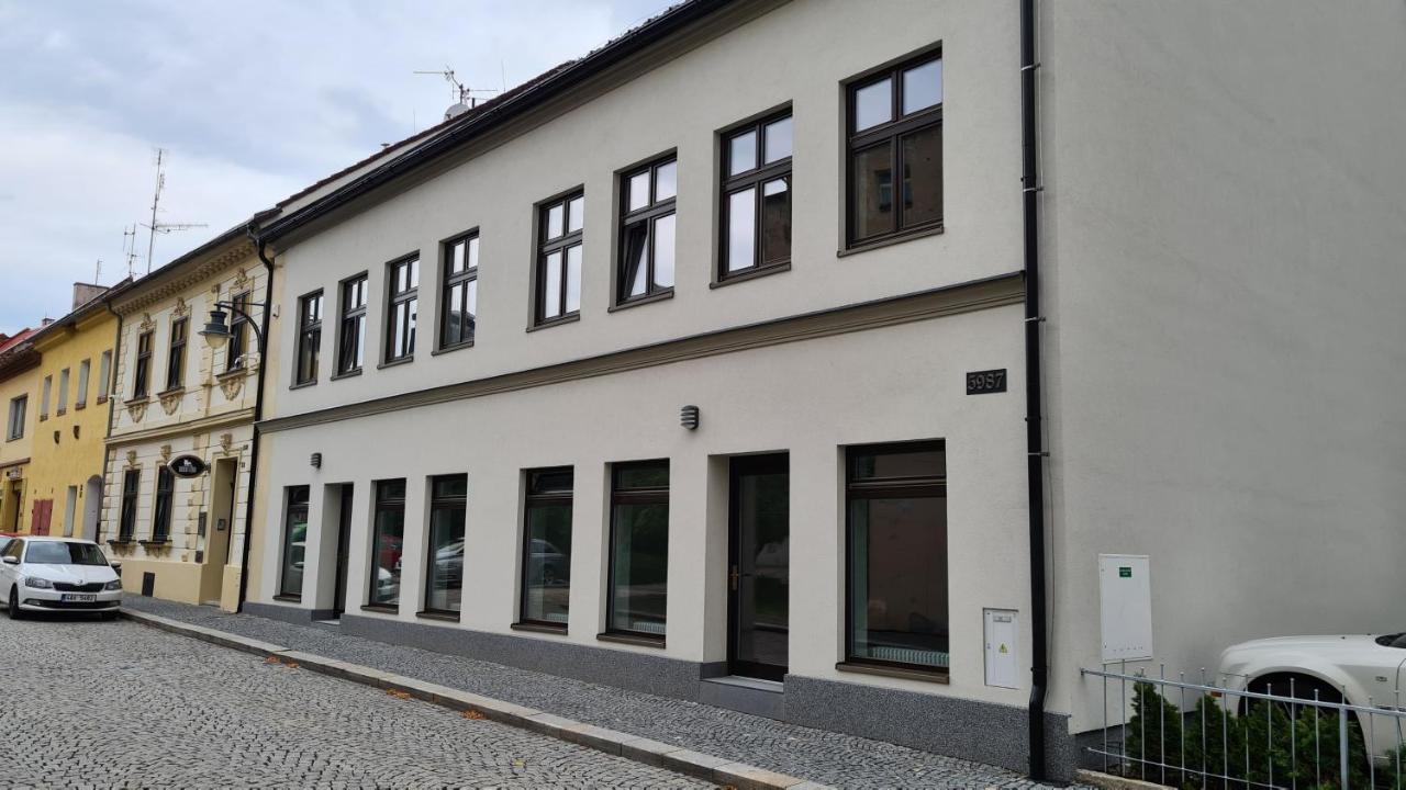 The Gusto Apartman Хомутов Экстерьер фото