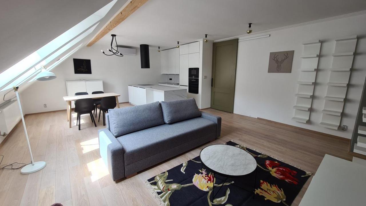 The Gusto Apartman Хомутов Экстерьер фото